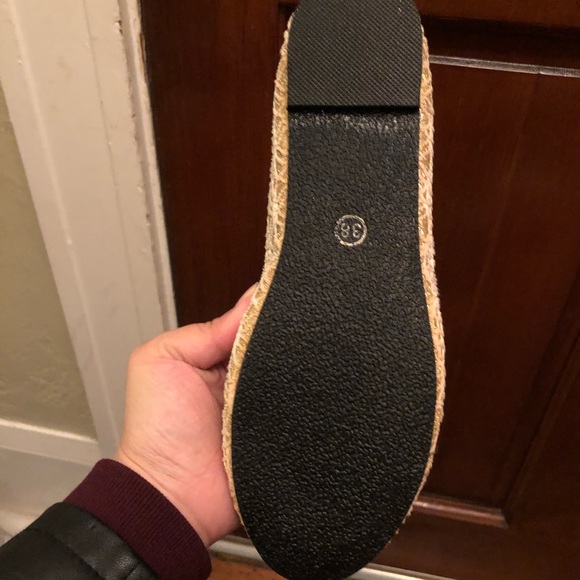 Gold Flats With Front Ruffle Design - Picture 3 of 3